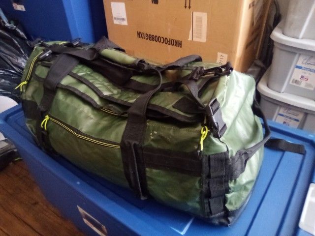 Skyline 28" Duffel Bag - Coated Premium Green