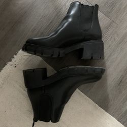 Steve Madden Chunky Heels Ankle Boot