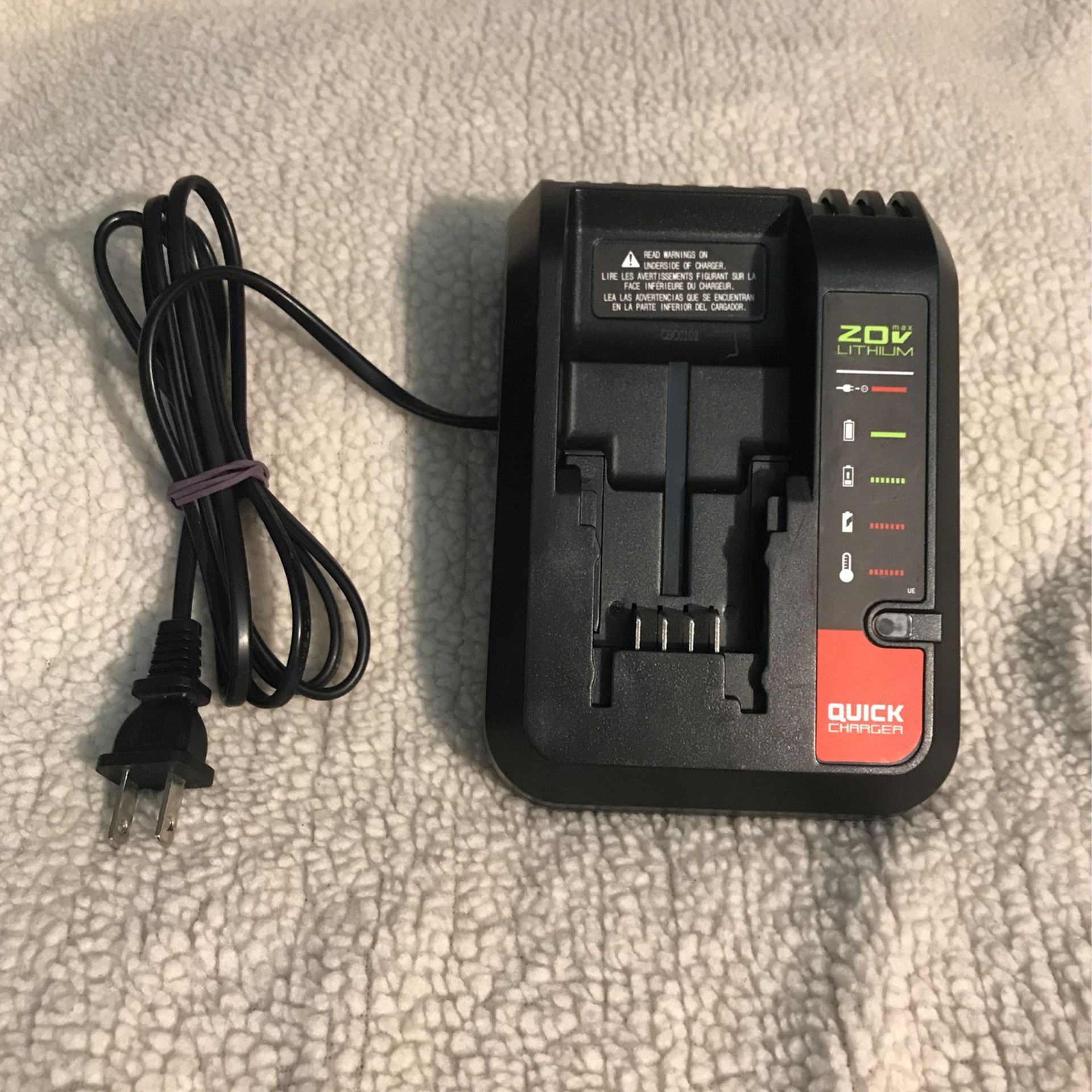 20V Max Luthium Battery Quick Charger PCC692L
