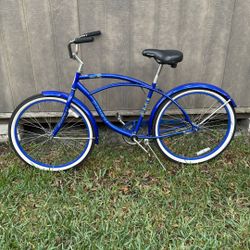 Blue Schwinn Bike $25 If The Adds Up It’s Available