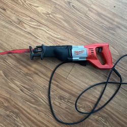 Electric Milwaukee Sawzall 
