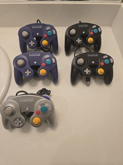 Gamecube Controllers