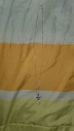 18" 925 Silver Necklace With 925 Silver Pendant