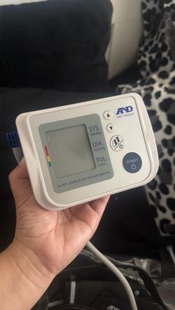 Blood pressure monitor