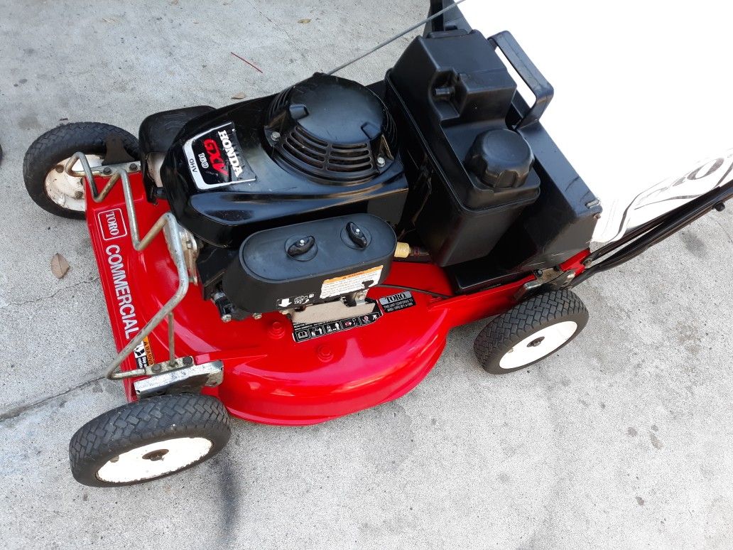 Toro commercial lawn mower honda engine for Sale in Paramount, CA OfferUp