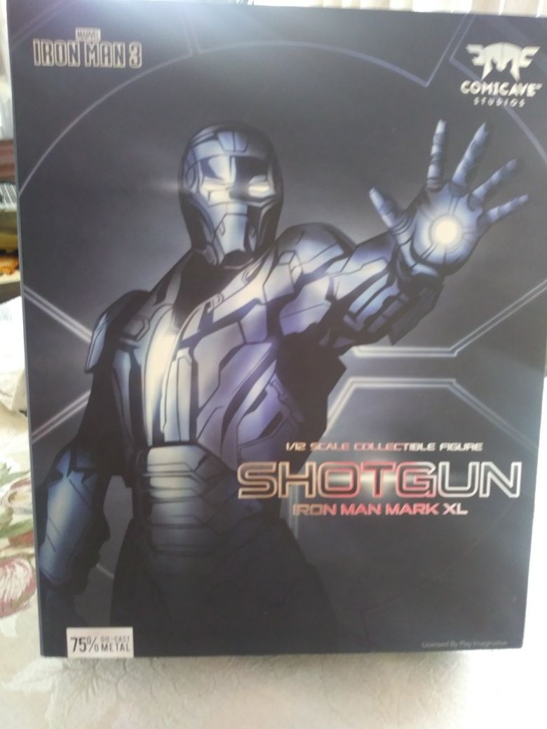 Shotgun Iron Man mark xl toy