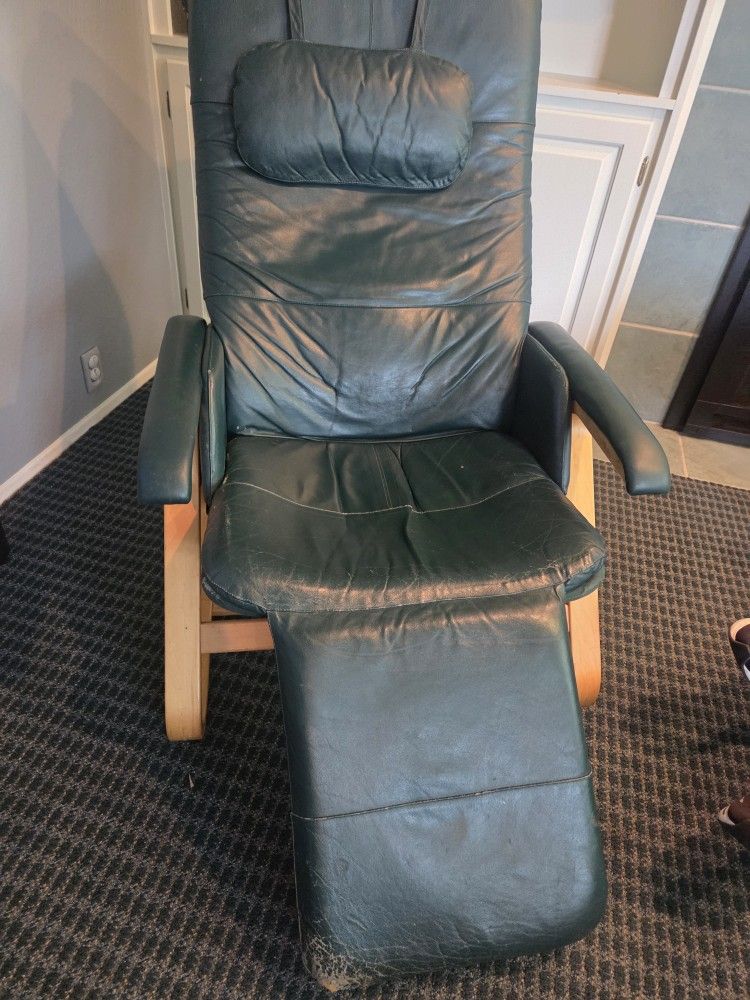 Vintage Scandinavian Style Leather Recliner - Green