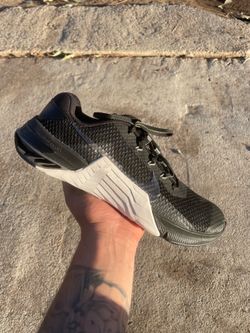 Nike metcon 7 size 9.5 Women