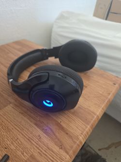 Capitan 400 LED Bluetooth Studio Headphones