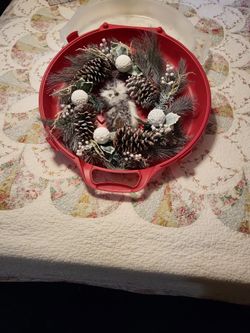Owl Wreath In Plastic Case