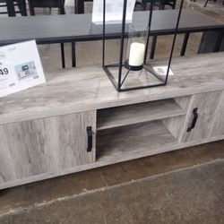 Rustic Oak Tv Stand 