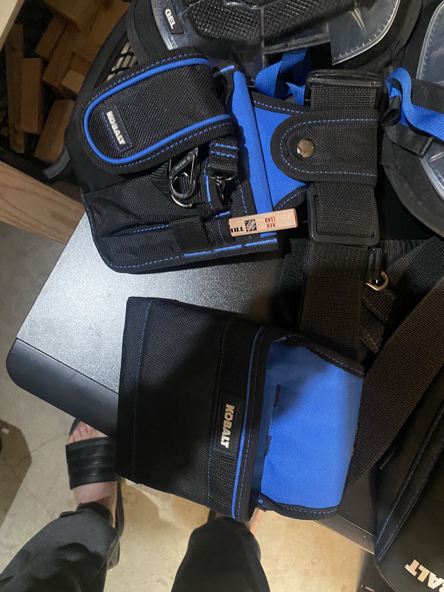 Kobalt Tool Belt With Suspenders, 2 Accessory Pouches