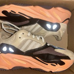 Yeezy 700