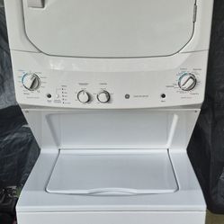 Washer/Dryer Ge Stackable 