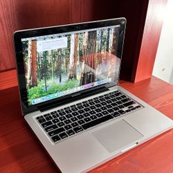 Apple MacBook Pro 13” I5 Processor 8GB RAM 256GB SSD macOS 15.1 Sequoia $140