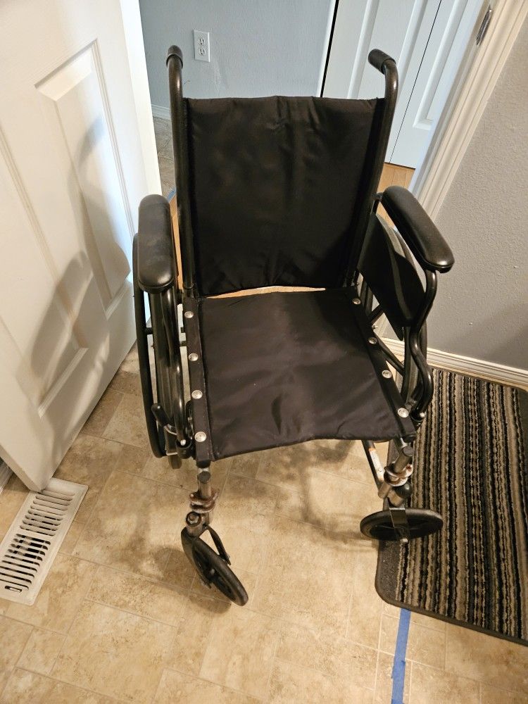 Invacare Wheelchair for Sale in Puyallup, WA OfferUp