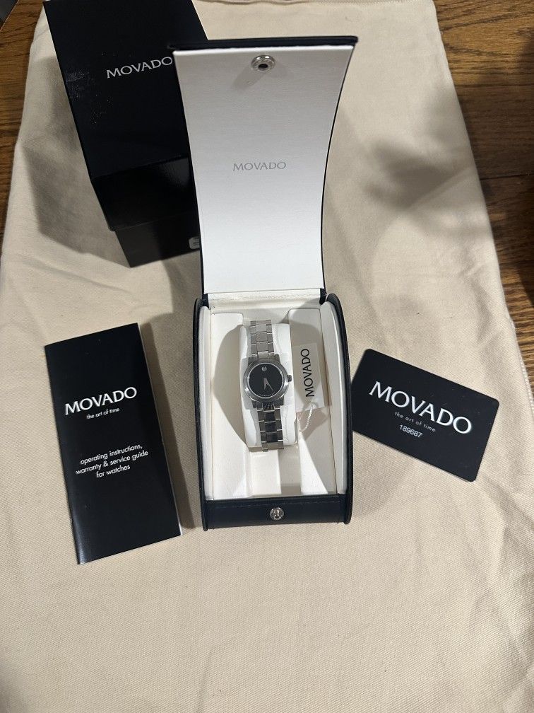 Movado Quartz Black Dial Watch 0605106