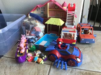 Bluey, Peppa Pig, Spider-Man lot