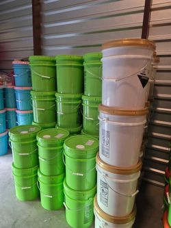 BLOWOUT LAUNDRY DETERGENT SALE!