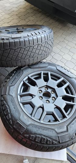 OEM Tesla Cybertruck Premium Wheels
