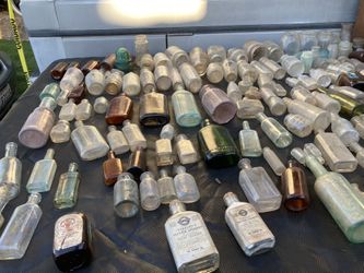 Vintage bottles China and German birthstien