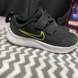 Toddler Nikes 