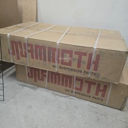 Mammoth 2-Inch Suspension Lift Kit with Shocks