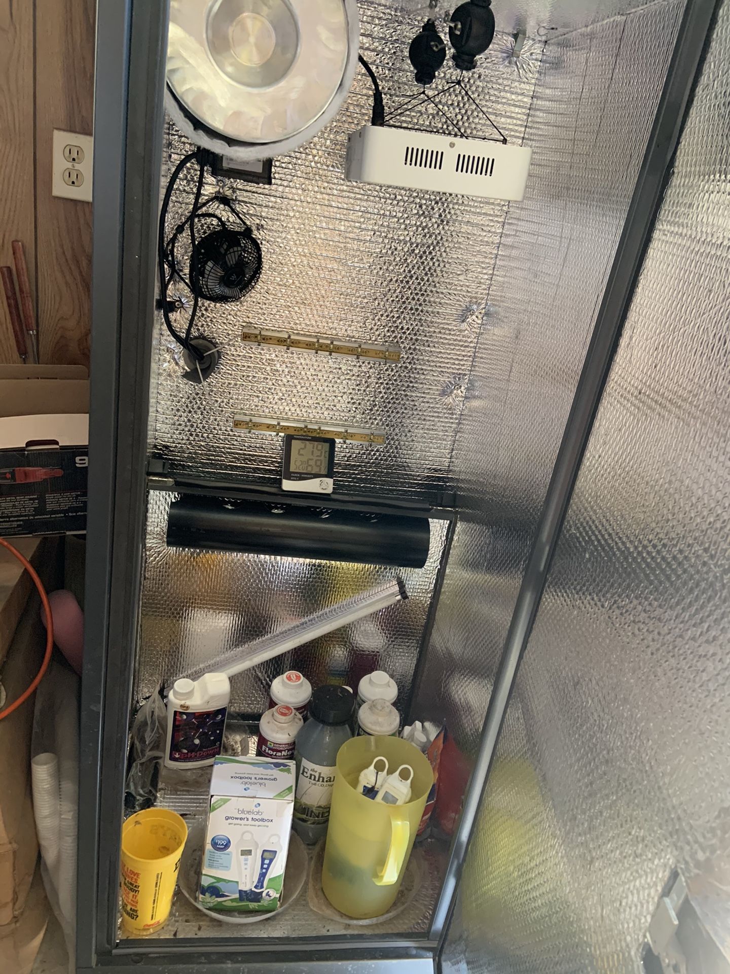 Yielded Max-26 Plant-All in One Hydroponics Grow Box