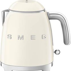 SMEG Mini 50's Retro Style 3 Cup Electric Kettle (Cream)