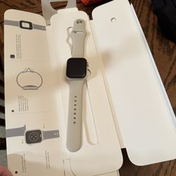 Apple Phone Watch And Band 