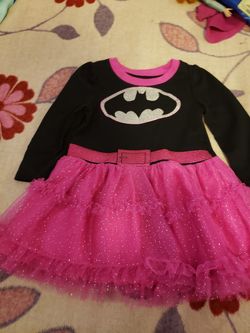 Disfraz de Batman de niña en muy buen estado usado solo una vez un rato