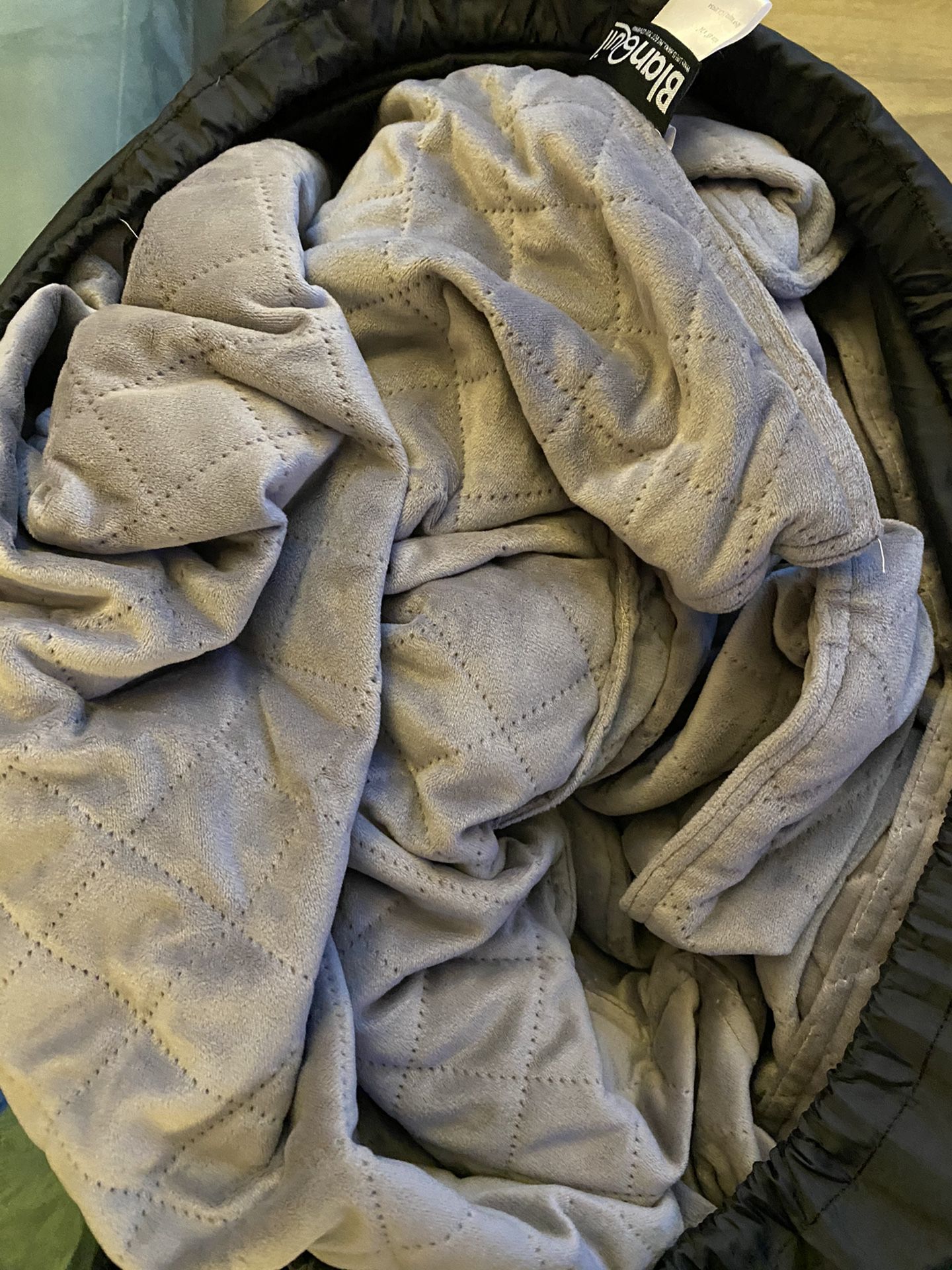 BlanQuil Queen Size Weighted Blanket