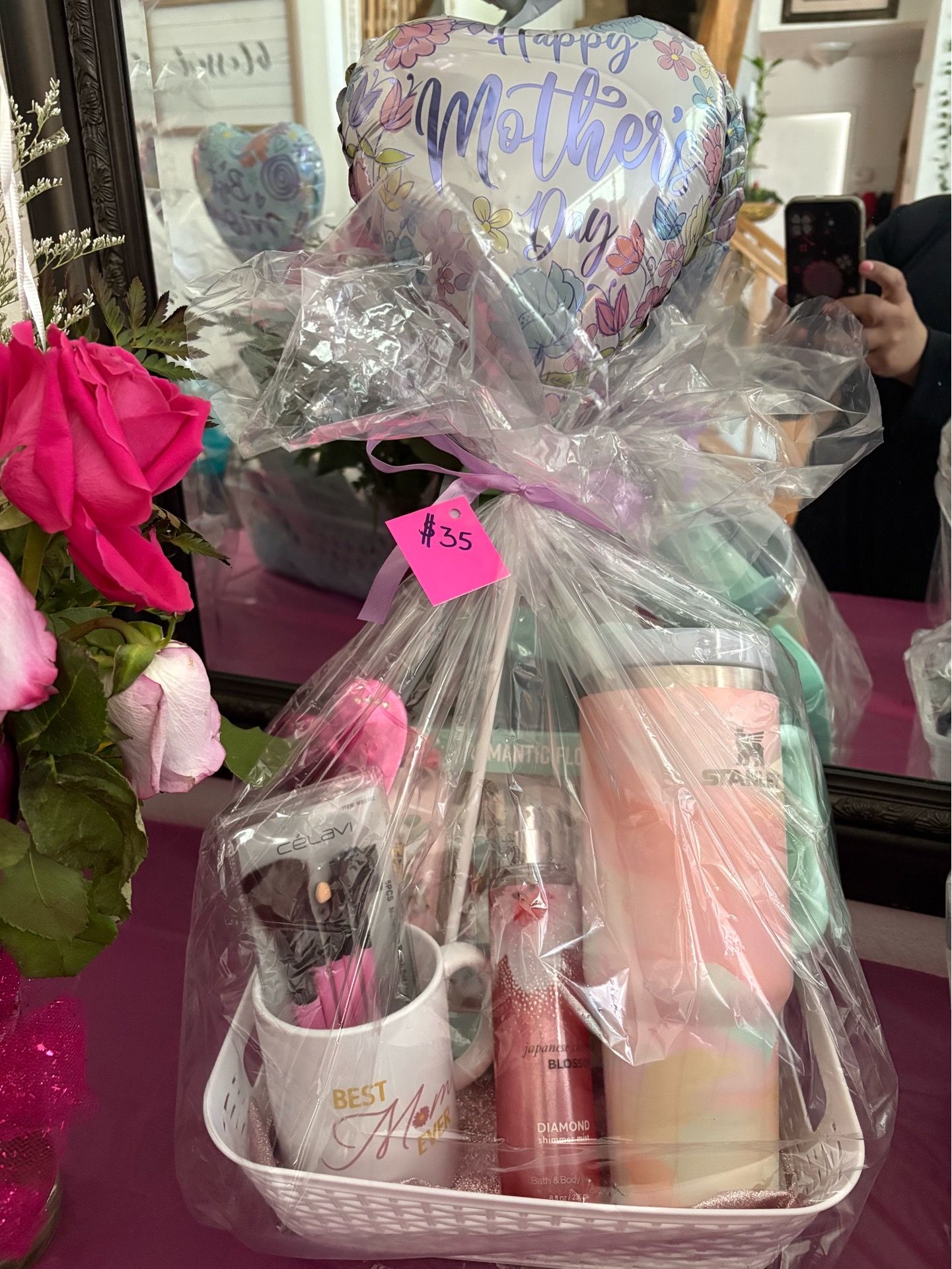 Mother’s day gift basket 💞