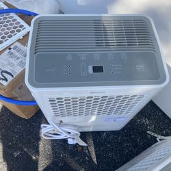 Hisense Dehumidifier 