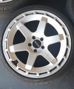 19x8.5 Rotiform KB1 5x112