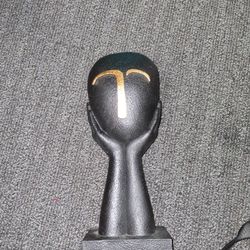Head Statue