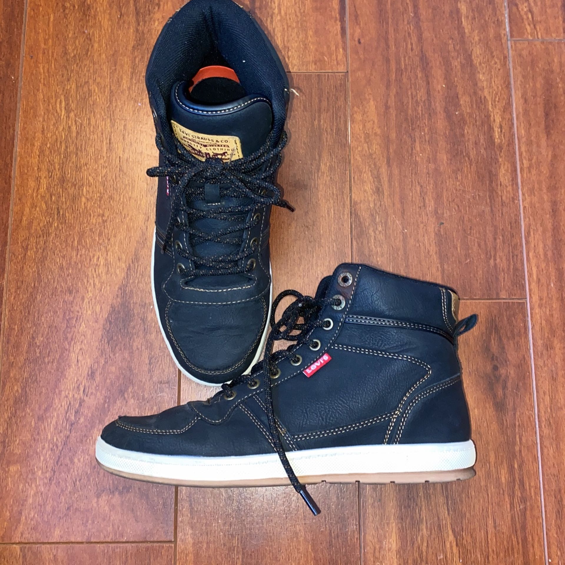Levi Men’s Shoes 