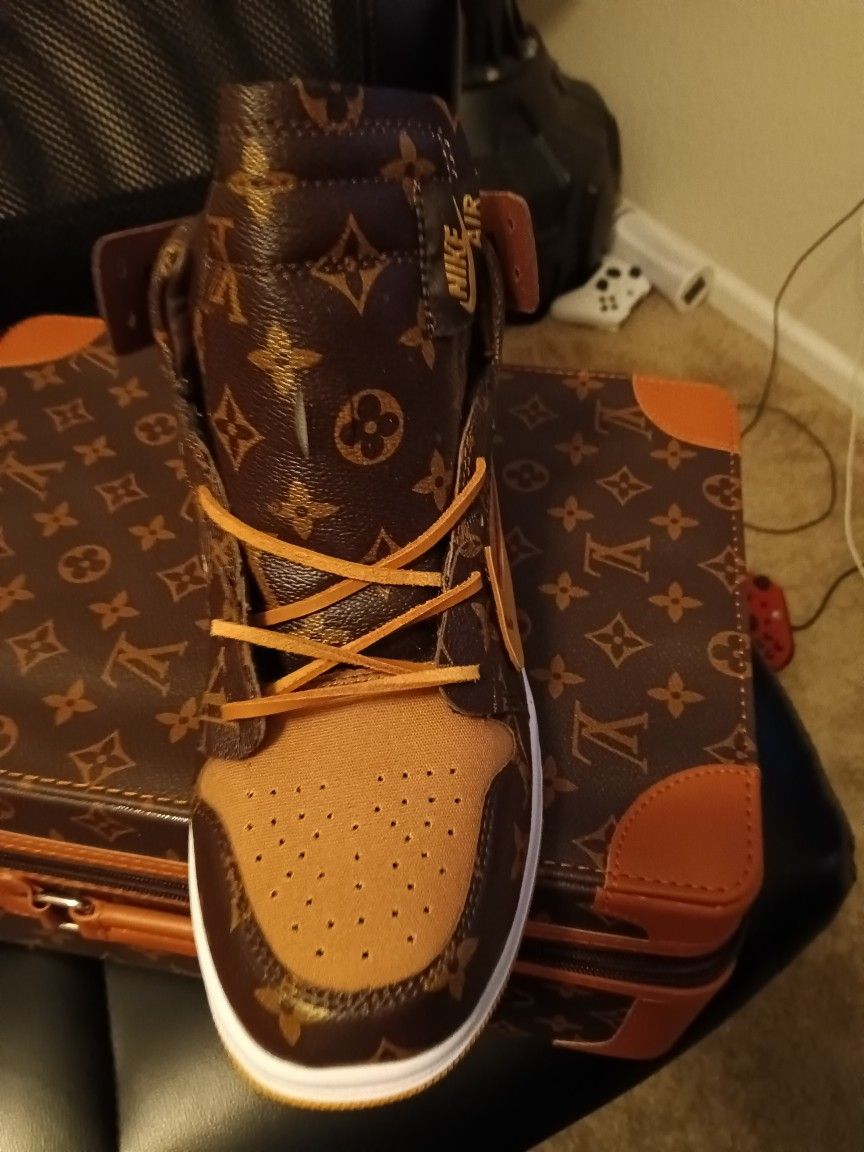 Jordan 1 Off Louis for CEEZE V2 size 10 for Sale in Denver, CO - OfferUp