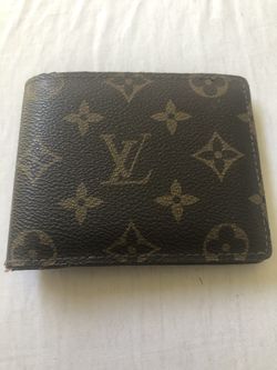 Louis Vuitton Bifold Wallet Excellent Condition