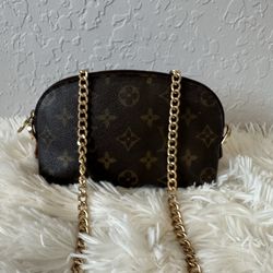 Louis Vuitton Cosmetic Pochette