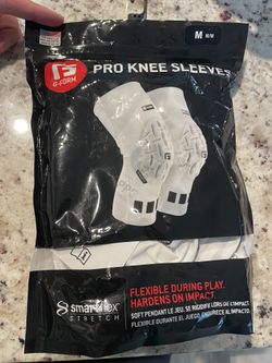 G Form Knee Sleeves In White 