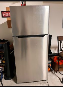 Insignia 18cu ft