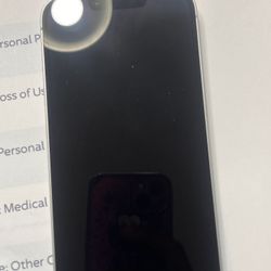 iPhone 16e