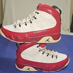 Jordan Air Jordan 9 Retro Gym Red 2019 White Black Red 302370-160 Men's Sneaker size 9.5M