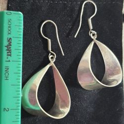 Taxco Sterling Silver Hoop  Earrings In High Quality, Nice And Solid $40. Pick-up In Aurora.
