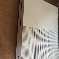 Xbox One S With Cords No Controller 