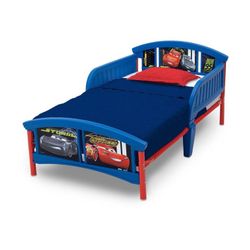 Toddler bed