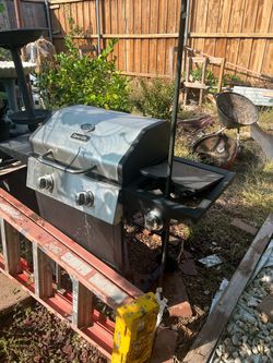 Parrilla de gas Muy Buena Condicion