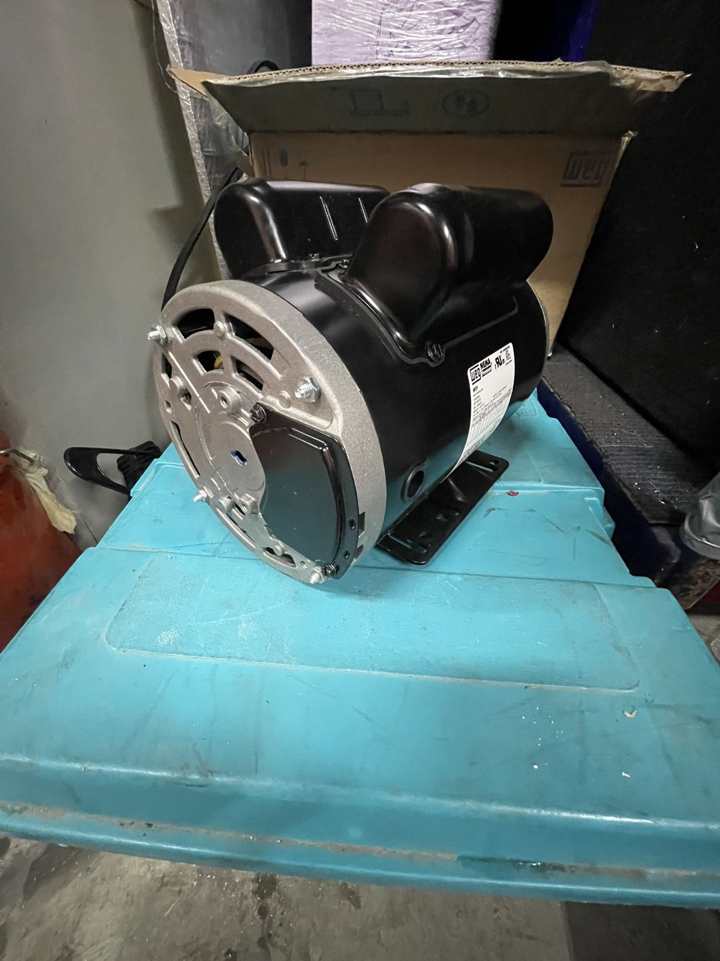 1 1/2 HP. Electric Motor