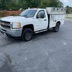 2012 Chevy 2500 Service Body (knapheide)